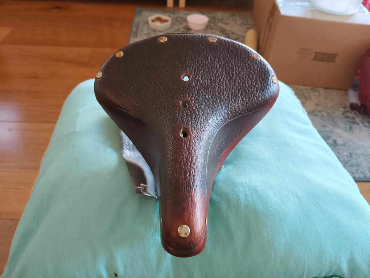 Brooks leather bike saddle - Image 2