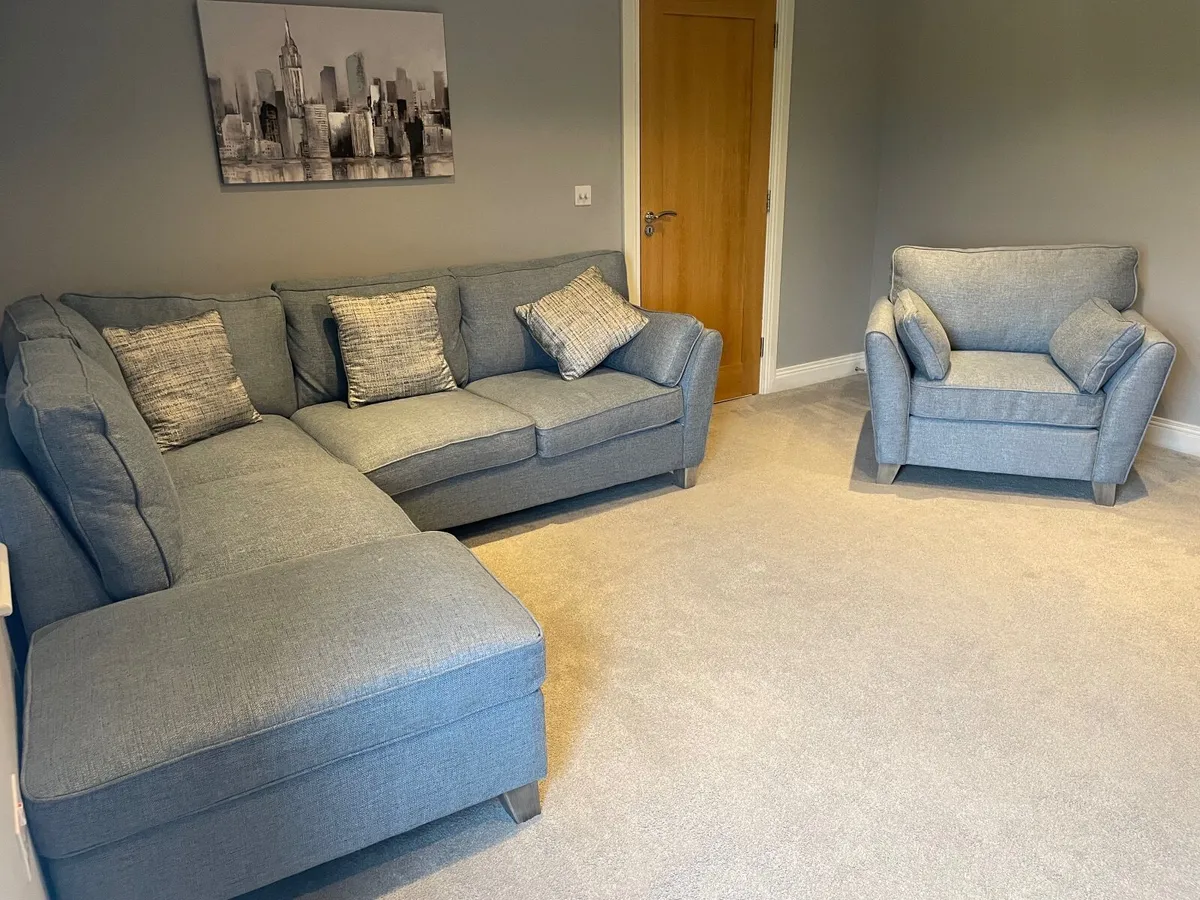 4 seater corner couch, Armchair and Footrest - Image 3