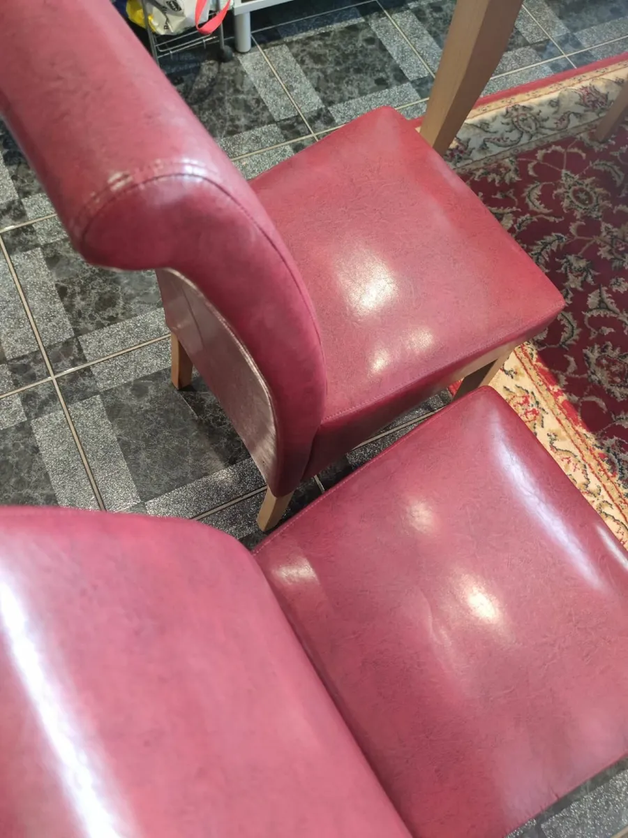 Dinning chairs - Image 1