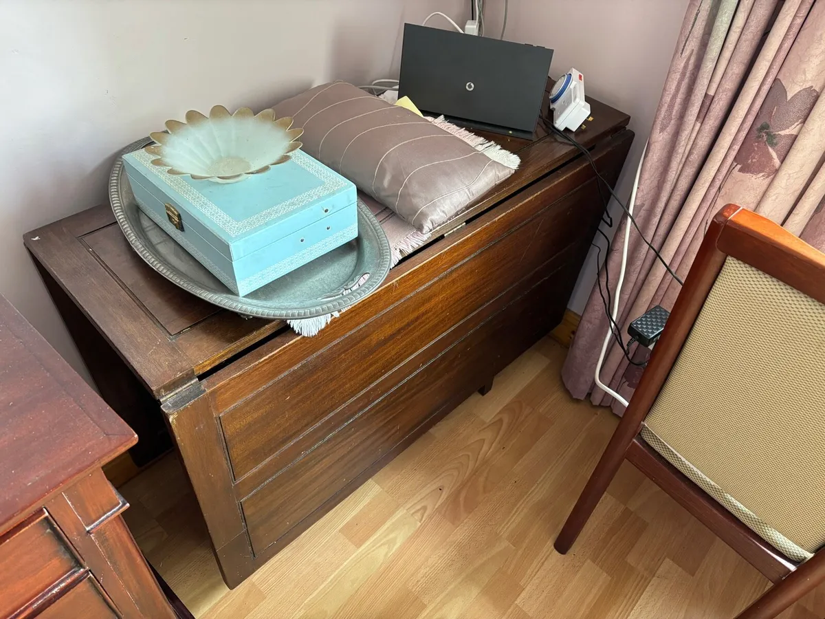 Folding Table