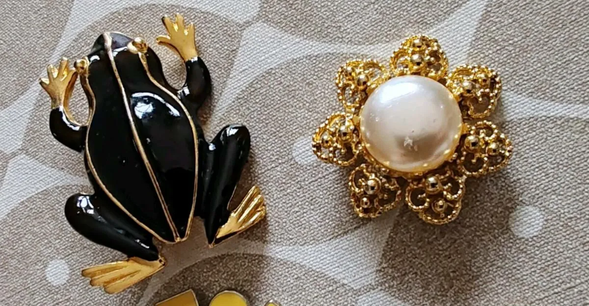 Vintage brooches - Image 3