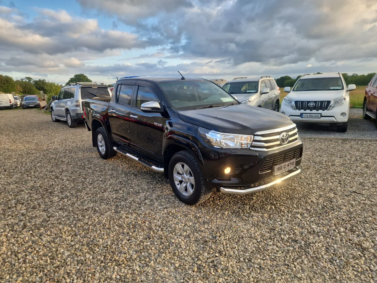 Toyota Hilux 2.4 D4D SR5 With Extras - Image 1