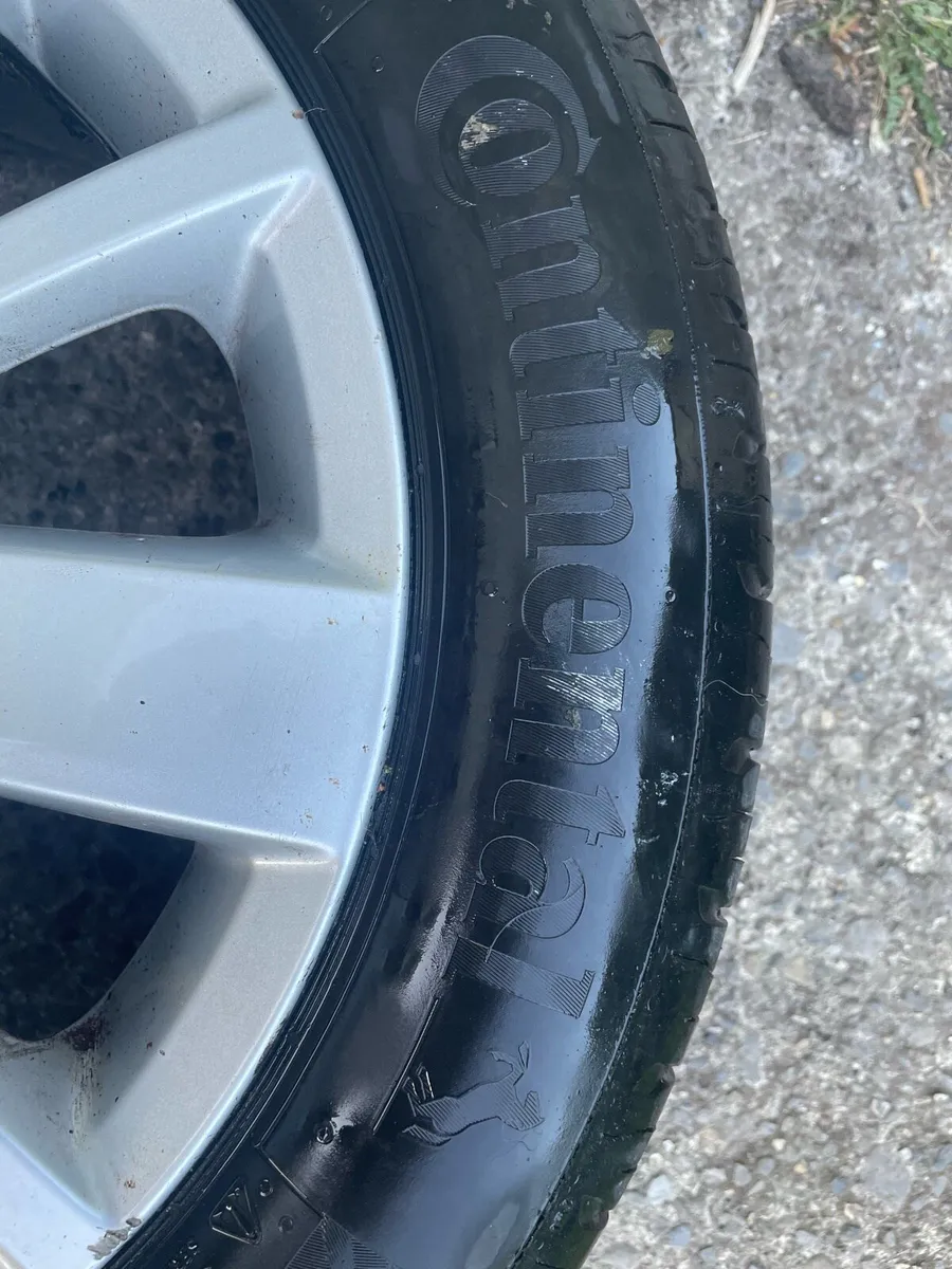 Volkswagen alloy + brand new tire ! - Image 3