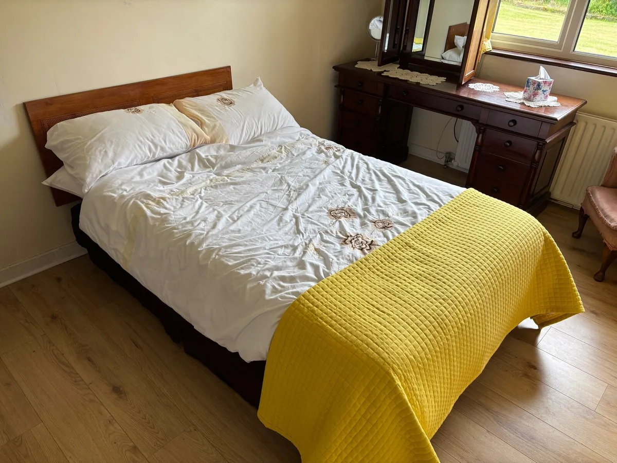 Double Bed - Image 2