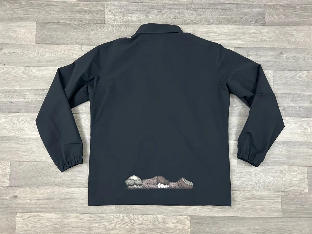 NEW Uniqlo Kaws + Warhol Coach Jacket Mens S/M - Image 1