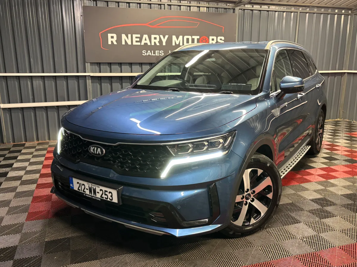 212 Kia Sorento 2.2 Diesel K3 7 Seat Automatic - Image 1