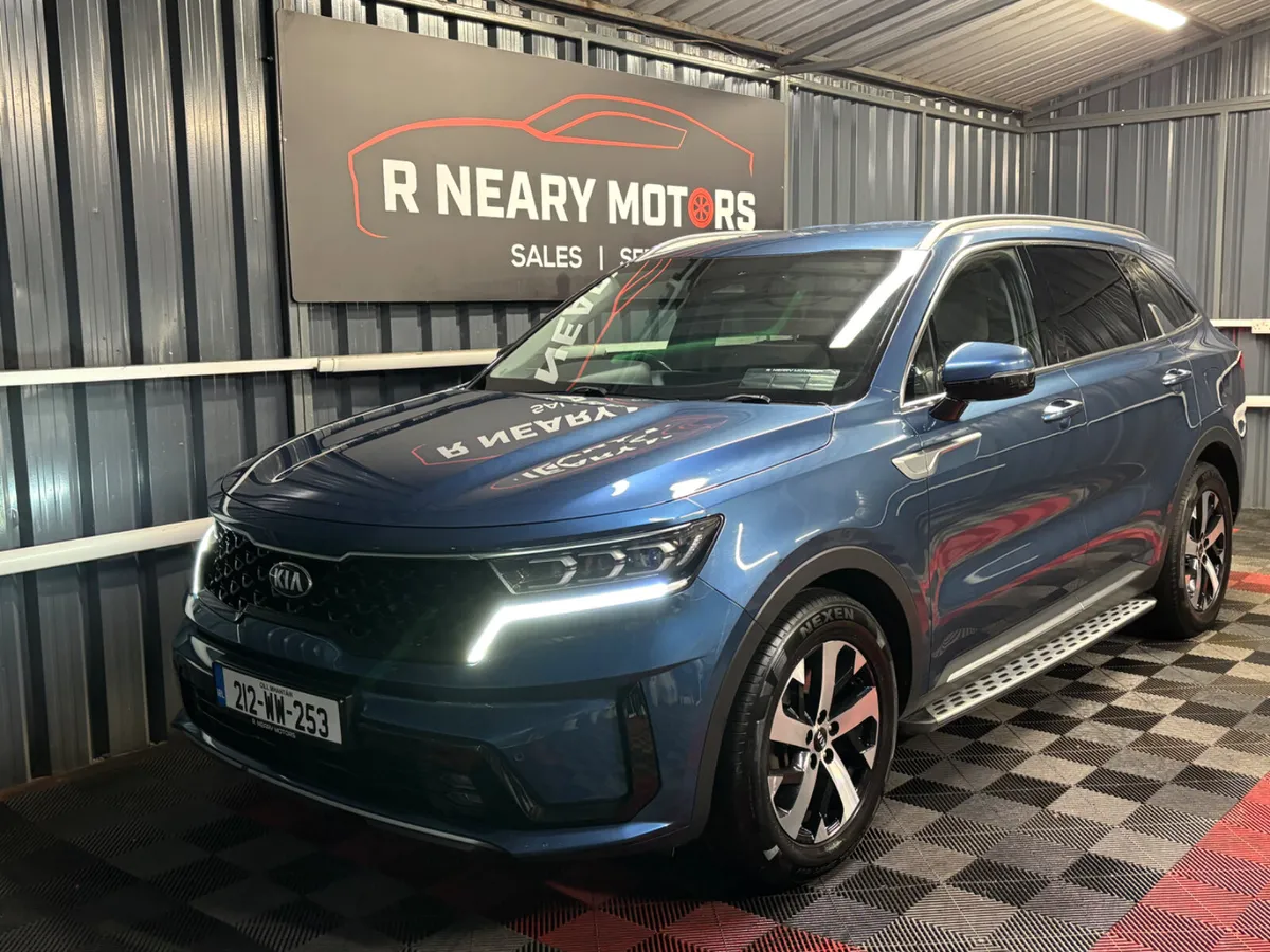 212 Kia Sorento 2.2 Diesel K3 7 Seat Automatic - Image 4