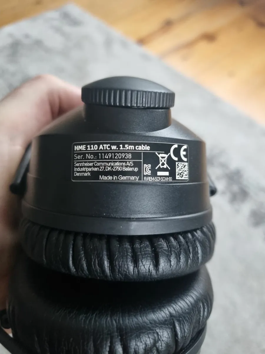 Pilot Headset - Image 1