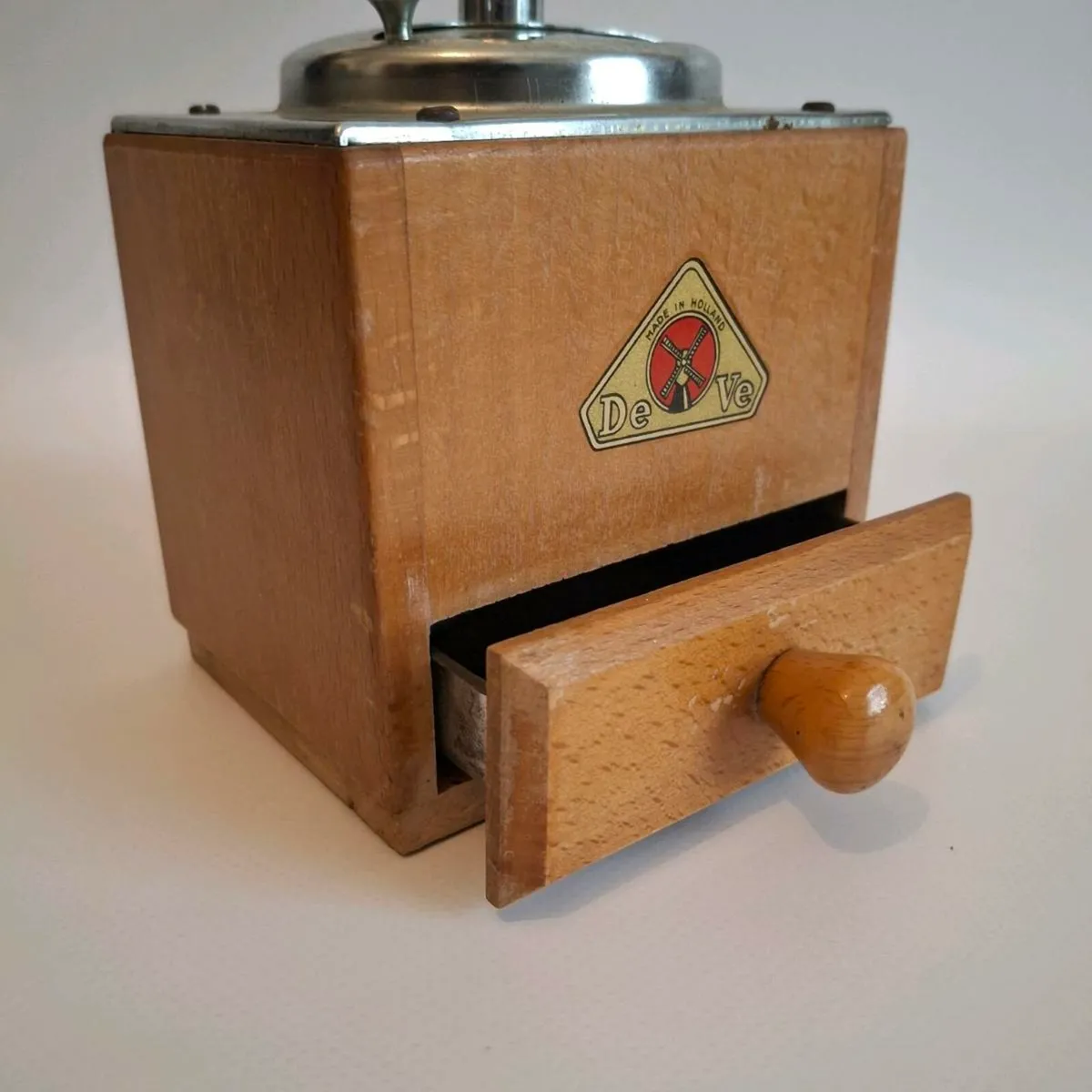 1950's De Ve Dutch Coffee Grinder - Image 2