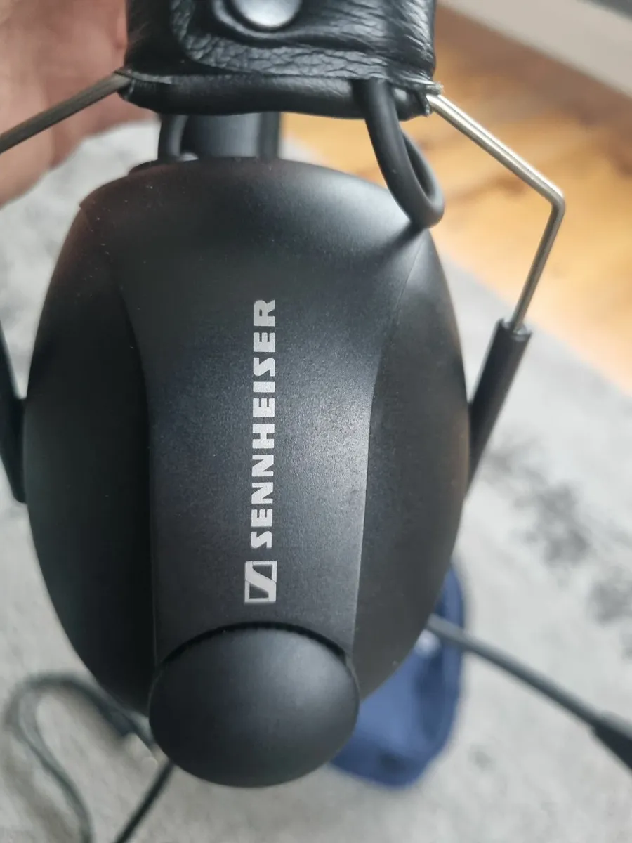 Pilot Headset - Image 2