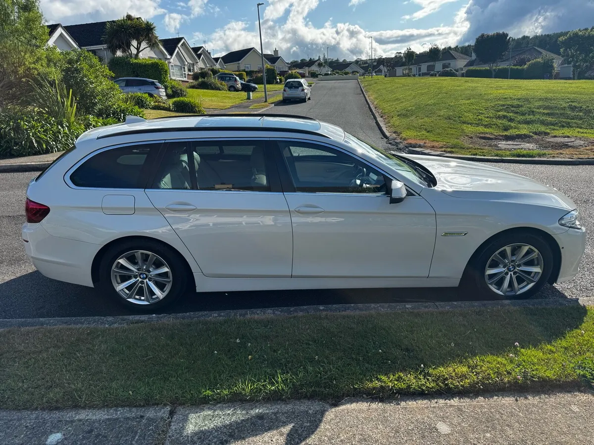 BMW 520d Tourer - Image 1