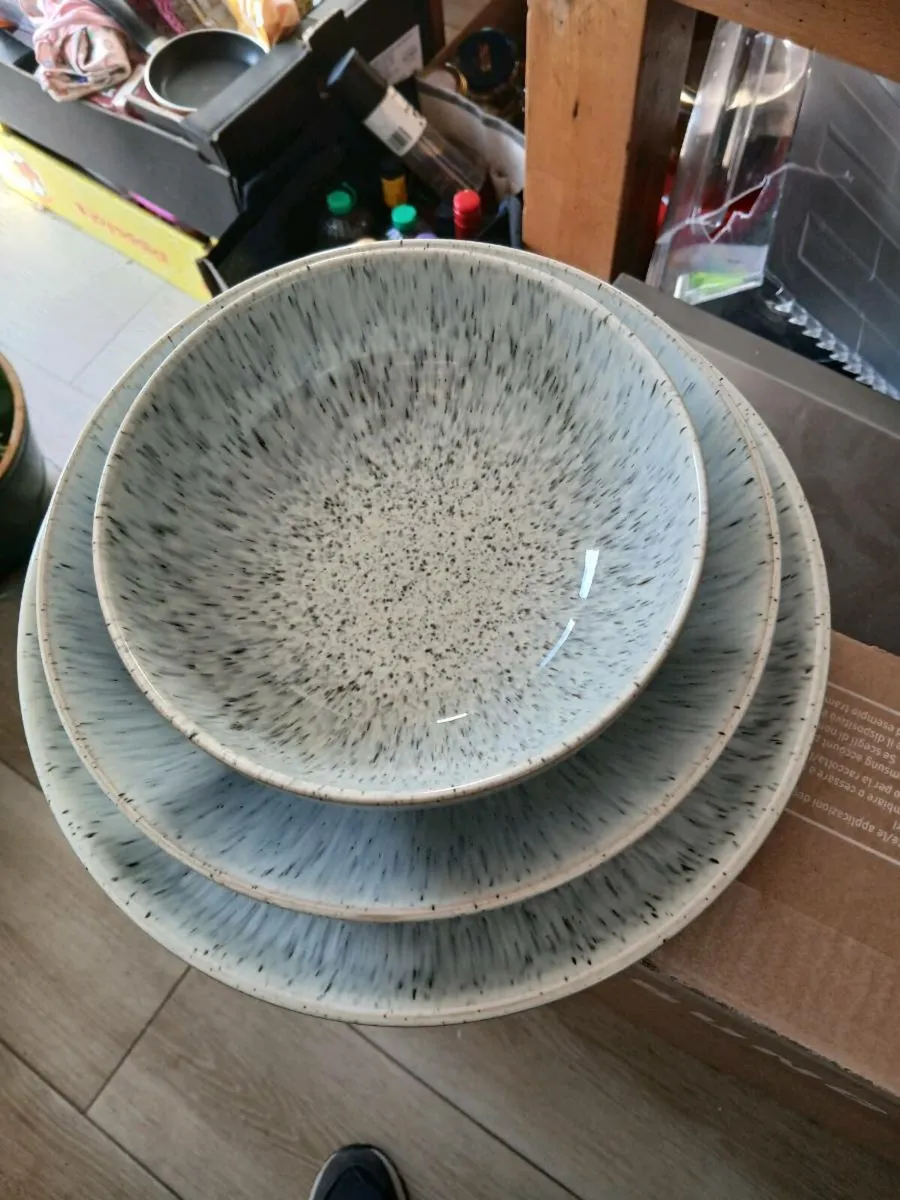 Kitchenware - Image 1