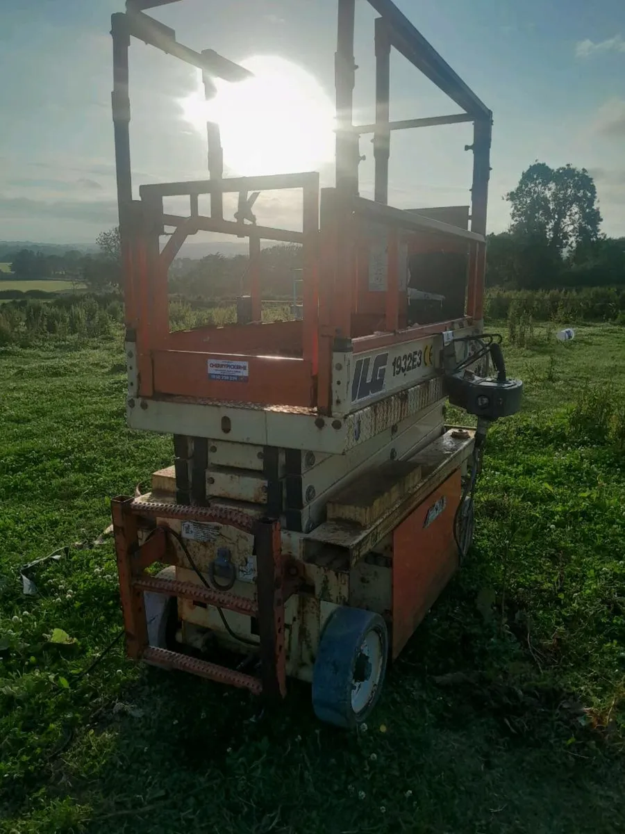 Scissors lift - Image 4