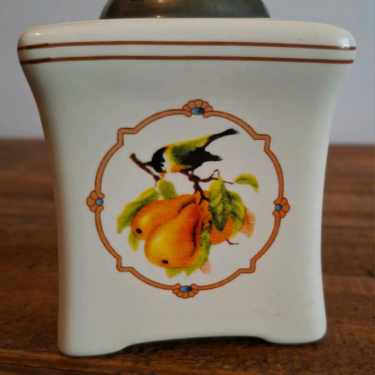 Small Porcelain Pepper Mill - Image 3