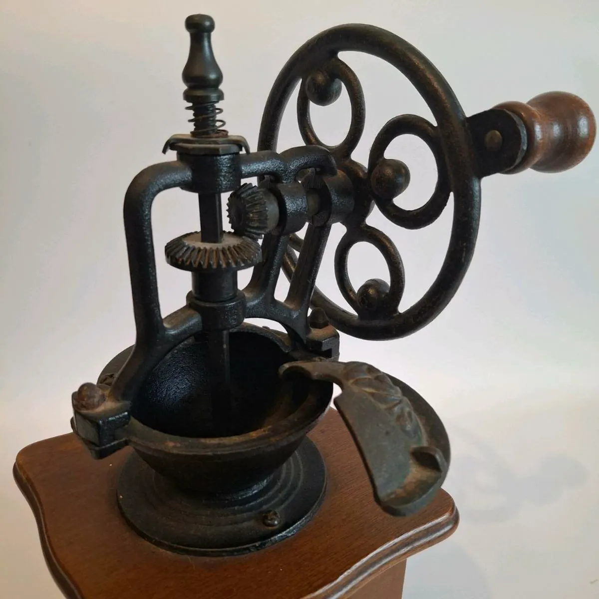 Cast Iron & Wooden Coffee Mill - Image 2