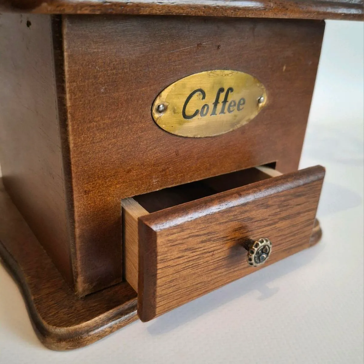 Cast Iron & Wooden Coffee Mill - Image 3