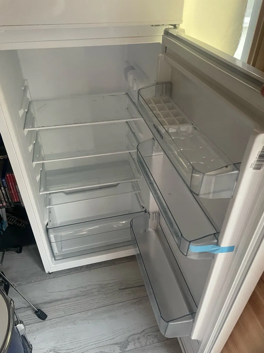 Fridge freezer - Image 2