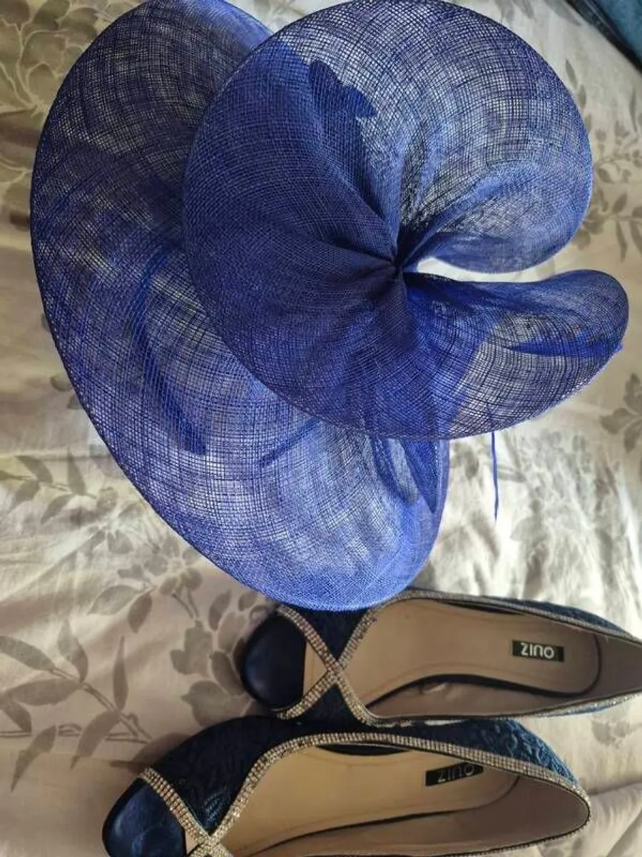 Shoes, clutch & fascinator - Image 3
