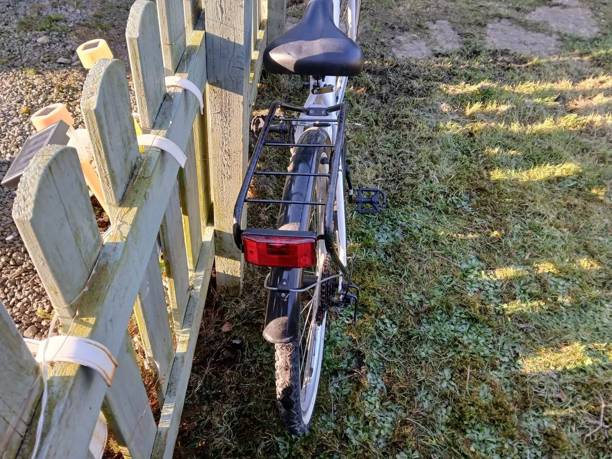 Ladies bike - Image 4