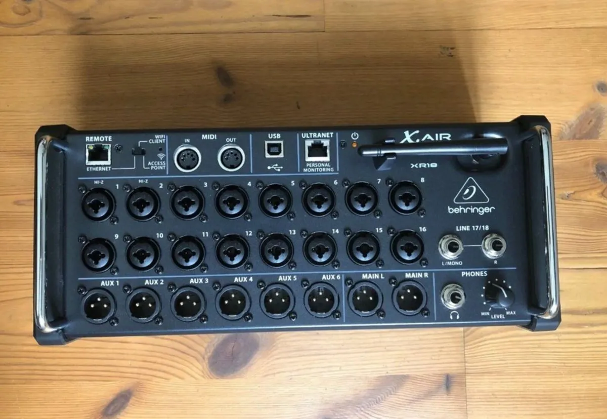 Behringer X Air XR18 Mixer and Bag - Image 1