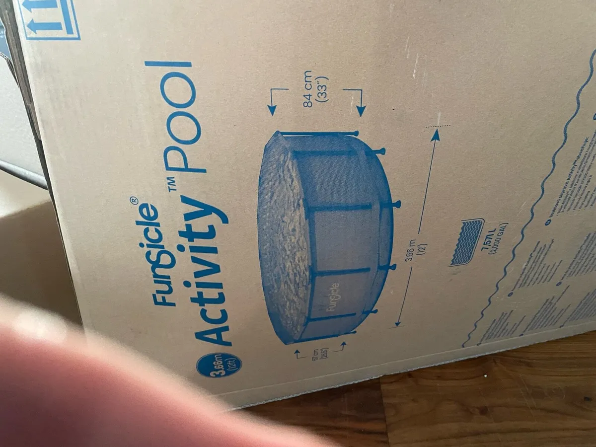 12ft Funsicle swimming pool - Image 2