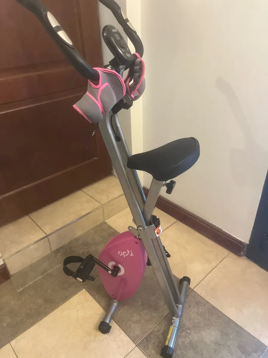 Exercise bike - Image 1