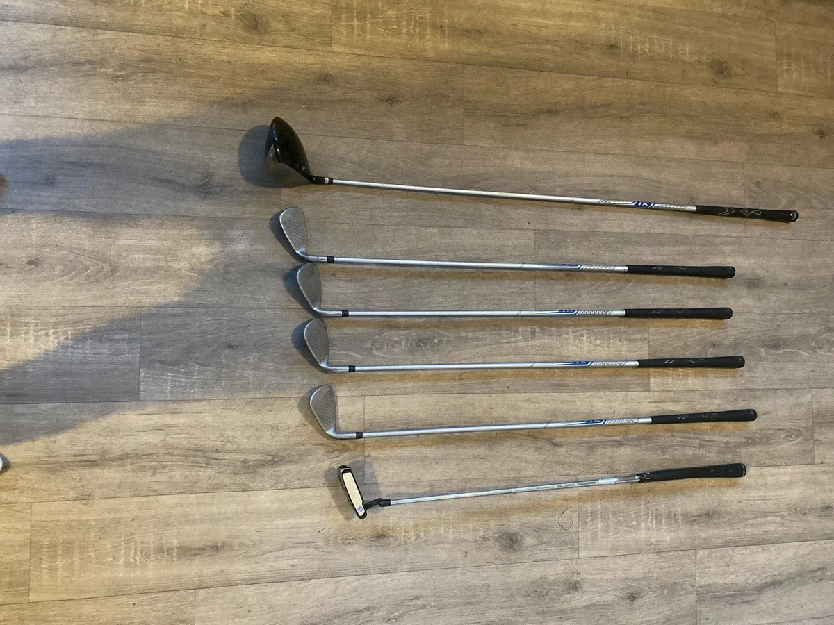 Junior calaway golf clubs. Driver putter 6-pw bag - Image 2