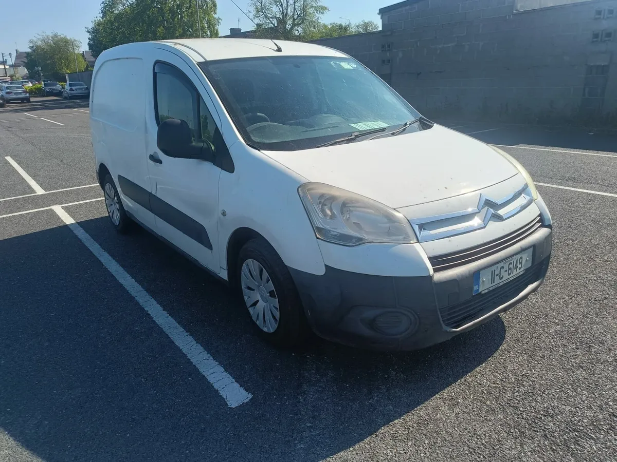 2011 Citroen Berlingo 3 seater cvrt test 06-26 - Image 2