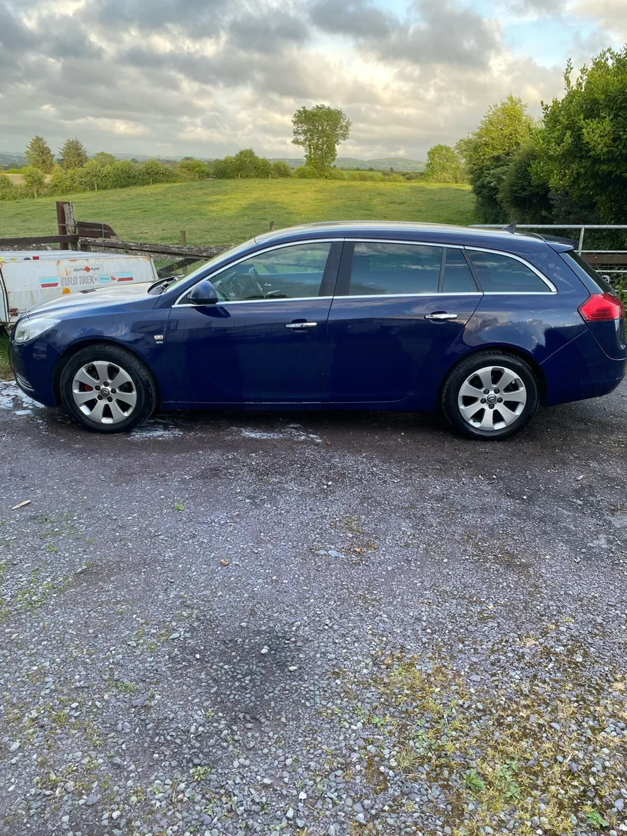 Audi A6 and VAUXHALL INSIGNIA ESTATES - Image 1