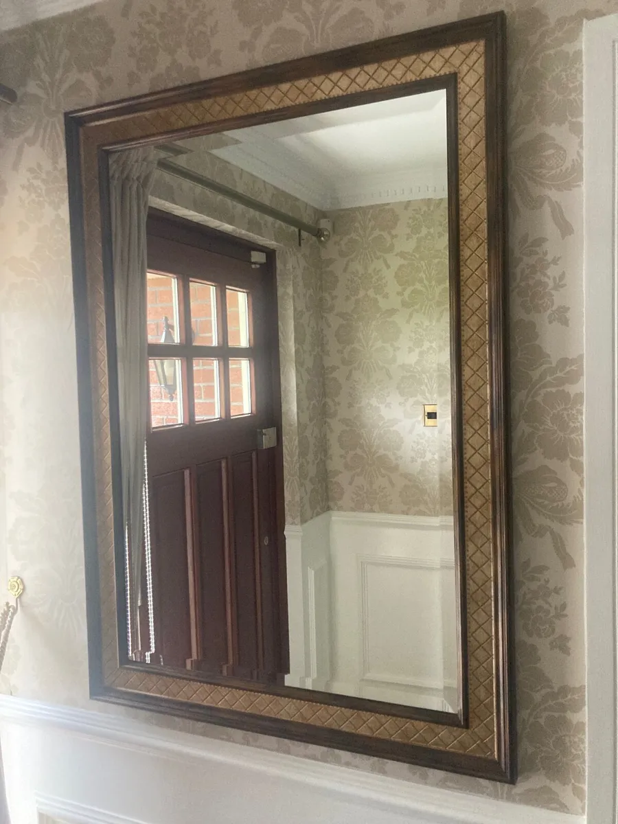 Mirror - Image 1