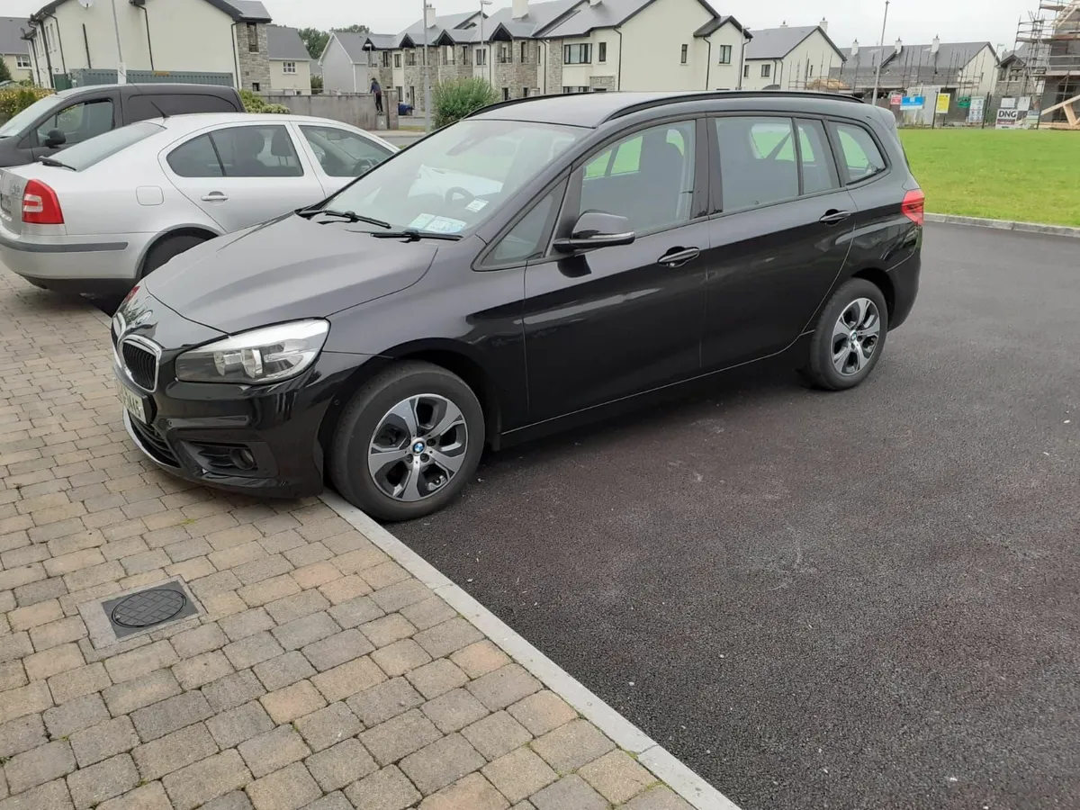 BMW 2-Series 2015 - Image 2