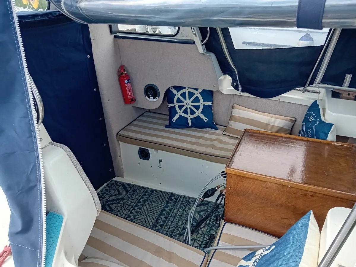 18ft Hardy Navigator boat - Image 3
