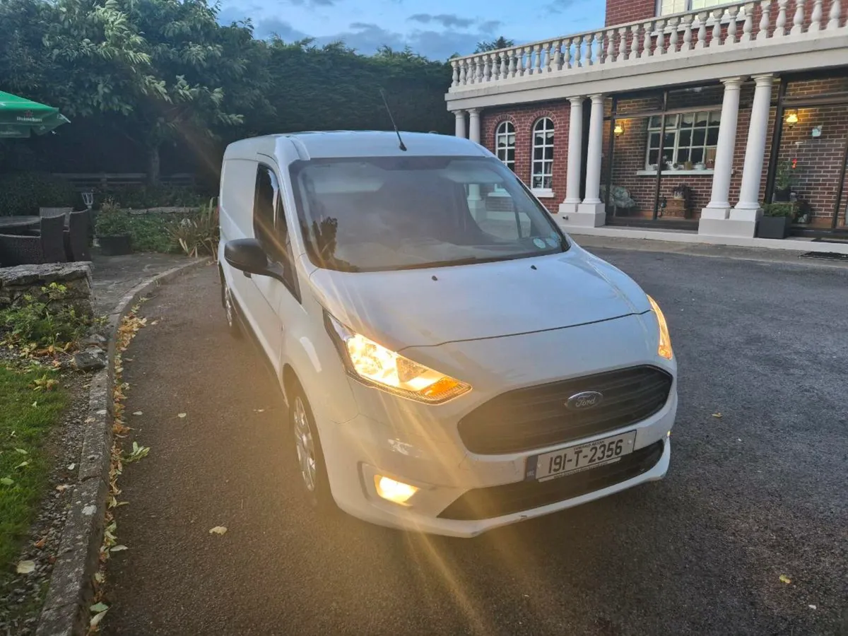Ford Transit Connect LWB - Image 2
