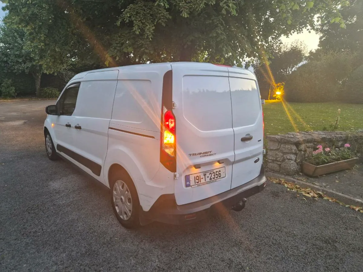 Ford Transit Connect LWB - Image 4