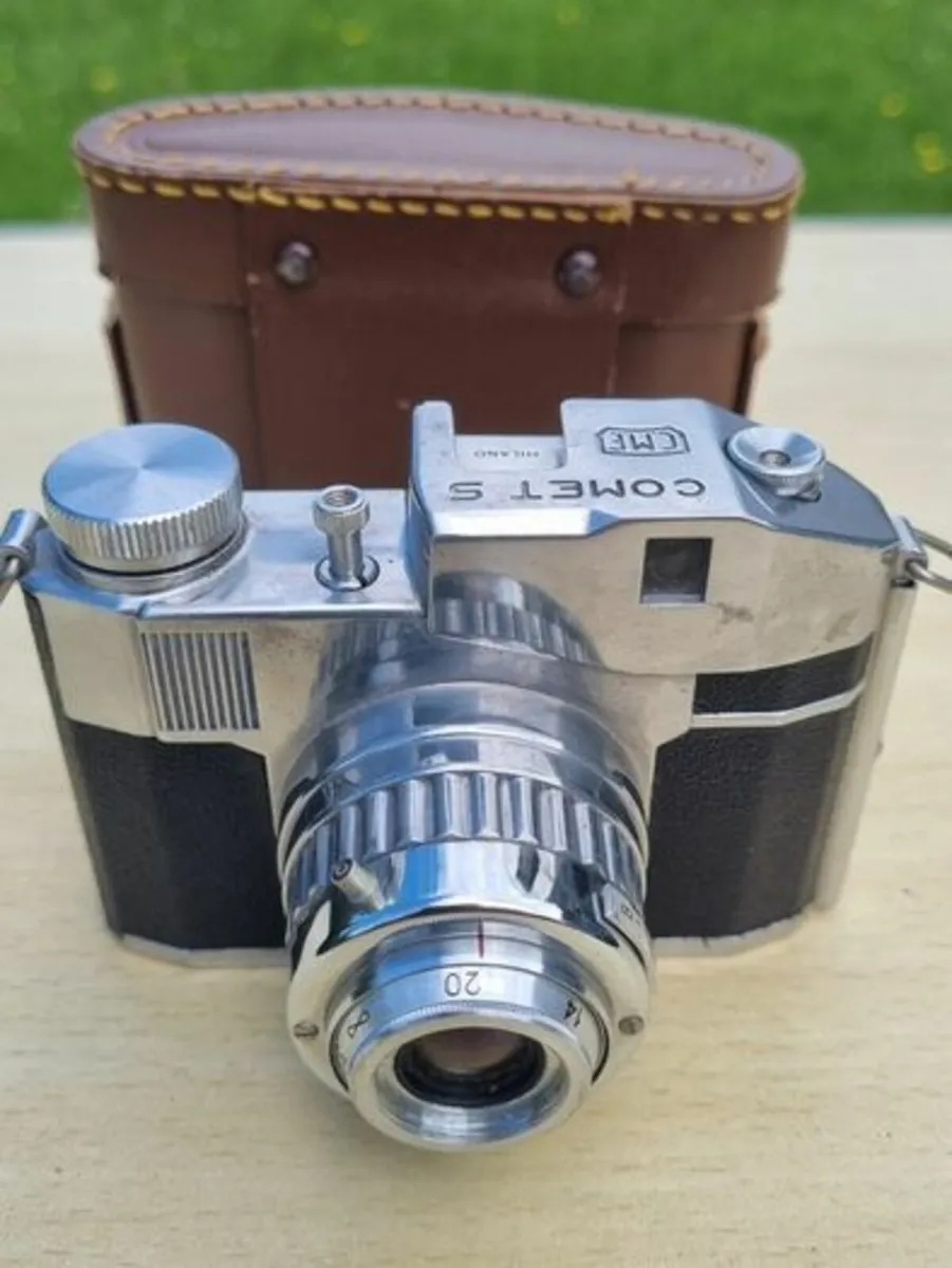 Vintage Italian Bencini Comet S Camera - Image 1