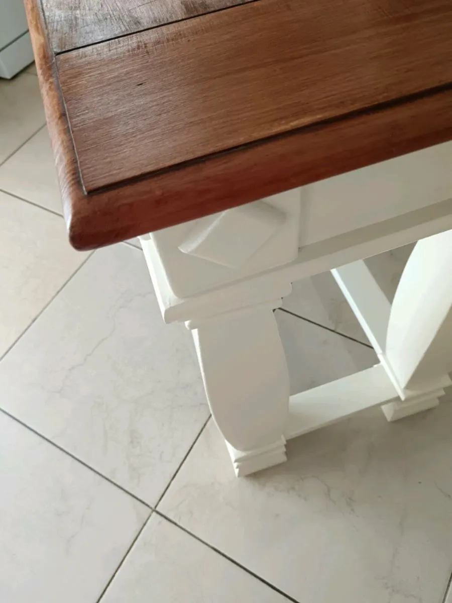 Console table - Image 3