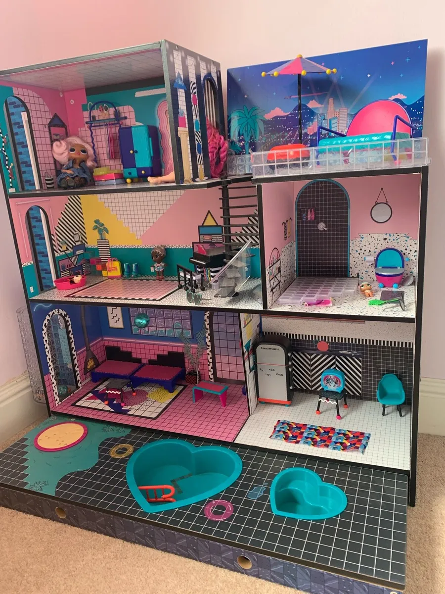 LOL doll house - Image 1