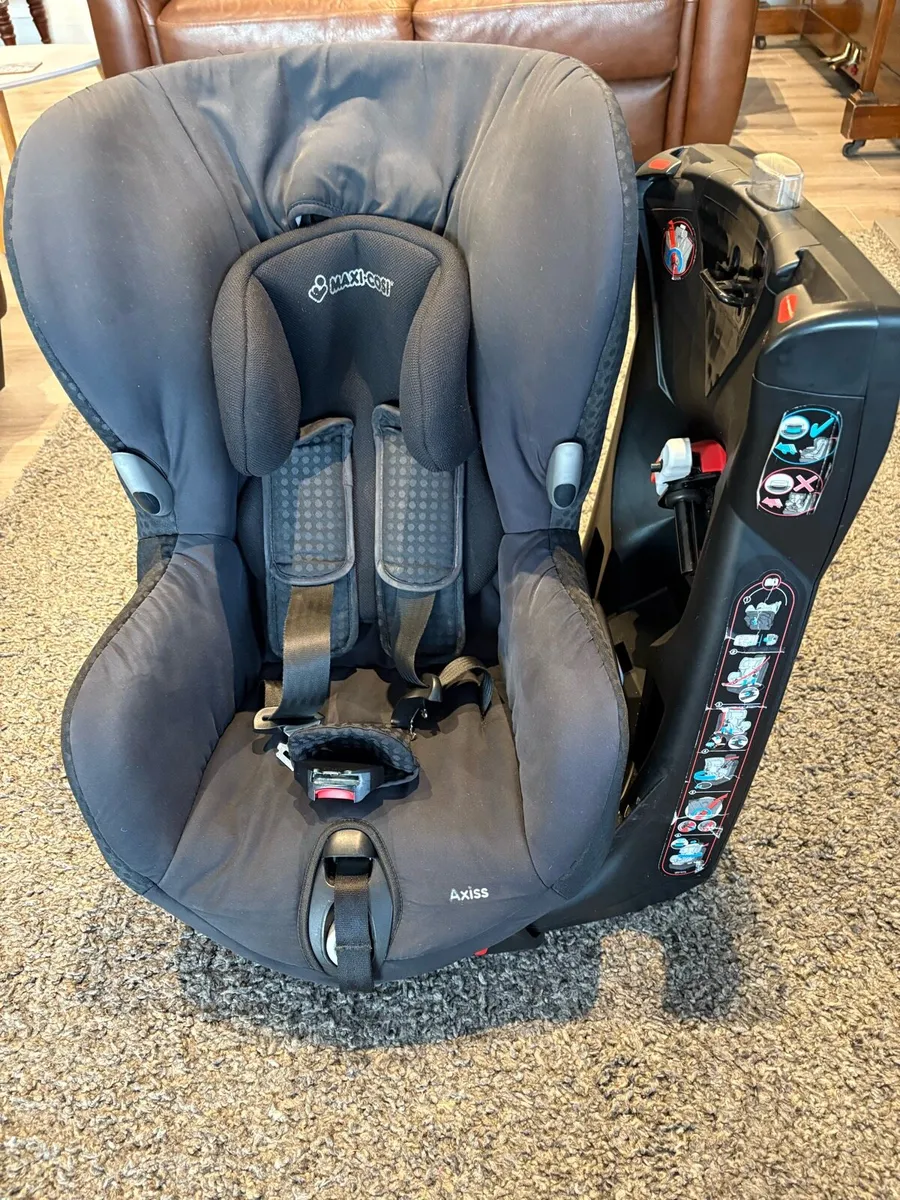 Axiss Car Seat - Image 1