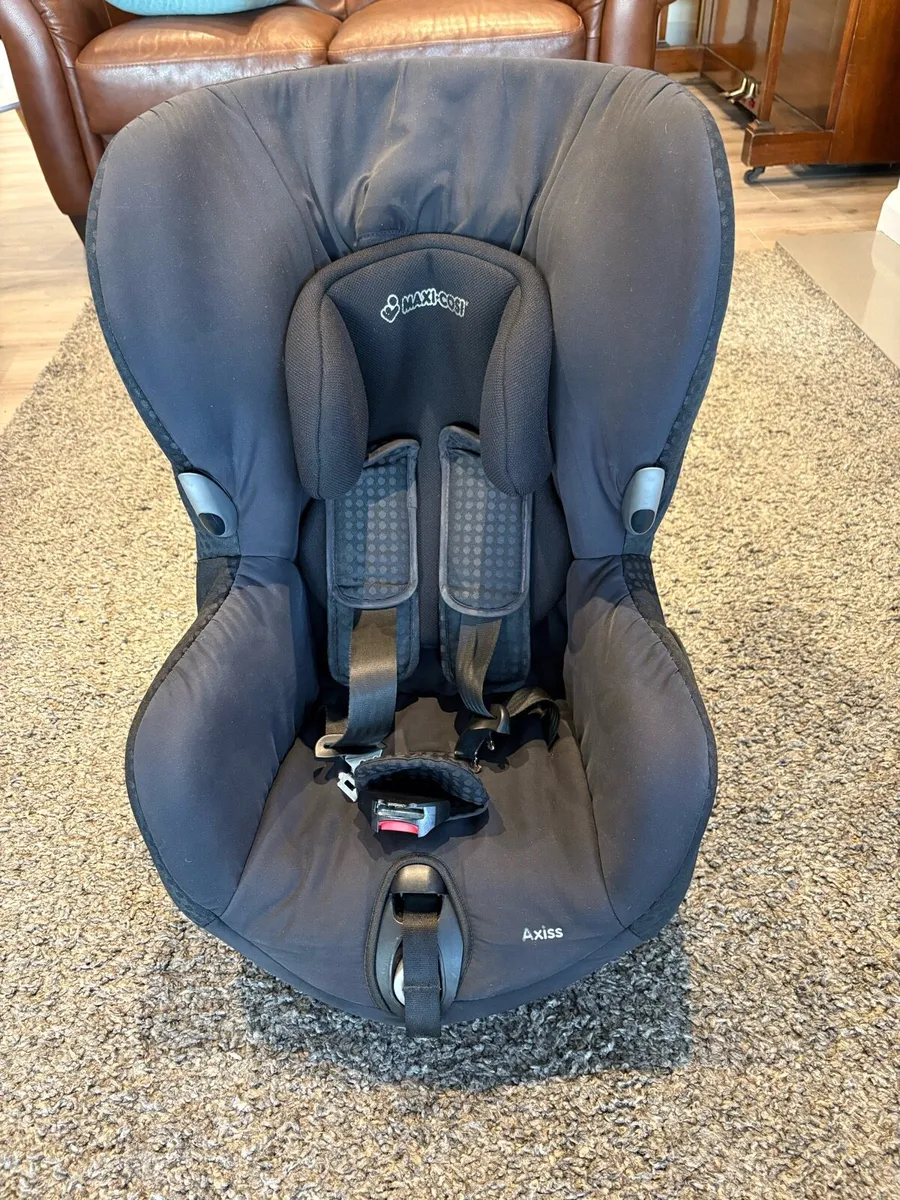 Axiss Car Seat - Image 2