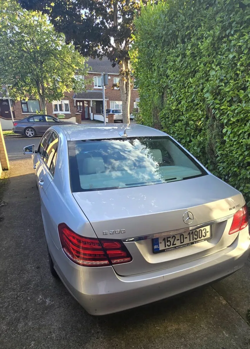 Mercedes-Benz E-Class 2015 - Image 3