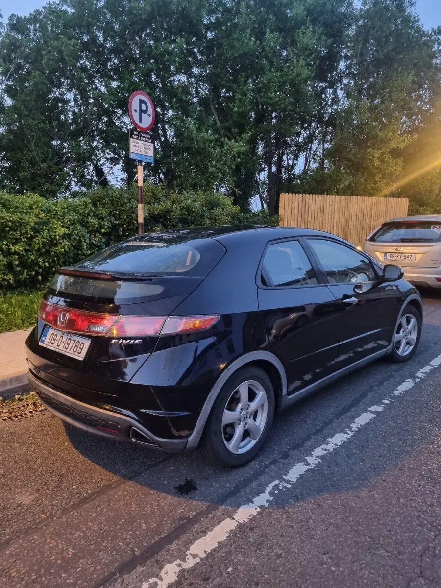 Honda Civic 2009 - Image 4