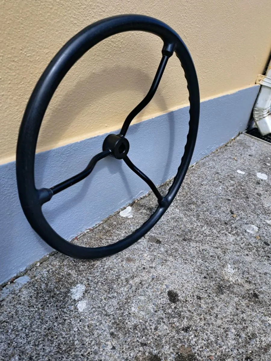 New fergy  20 steering wheel - Image 2
