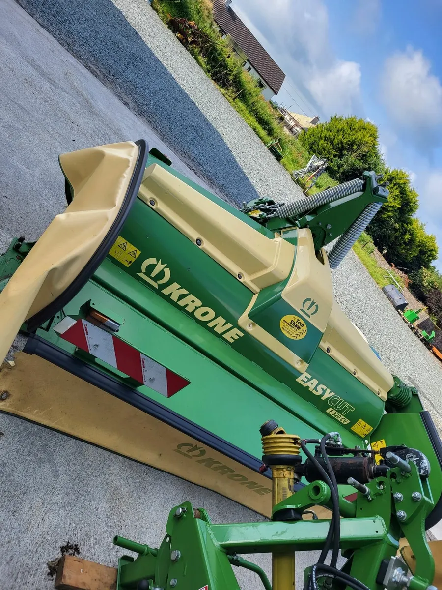 Krone front mower - Image 1