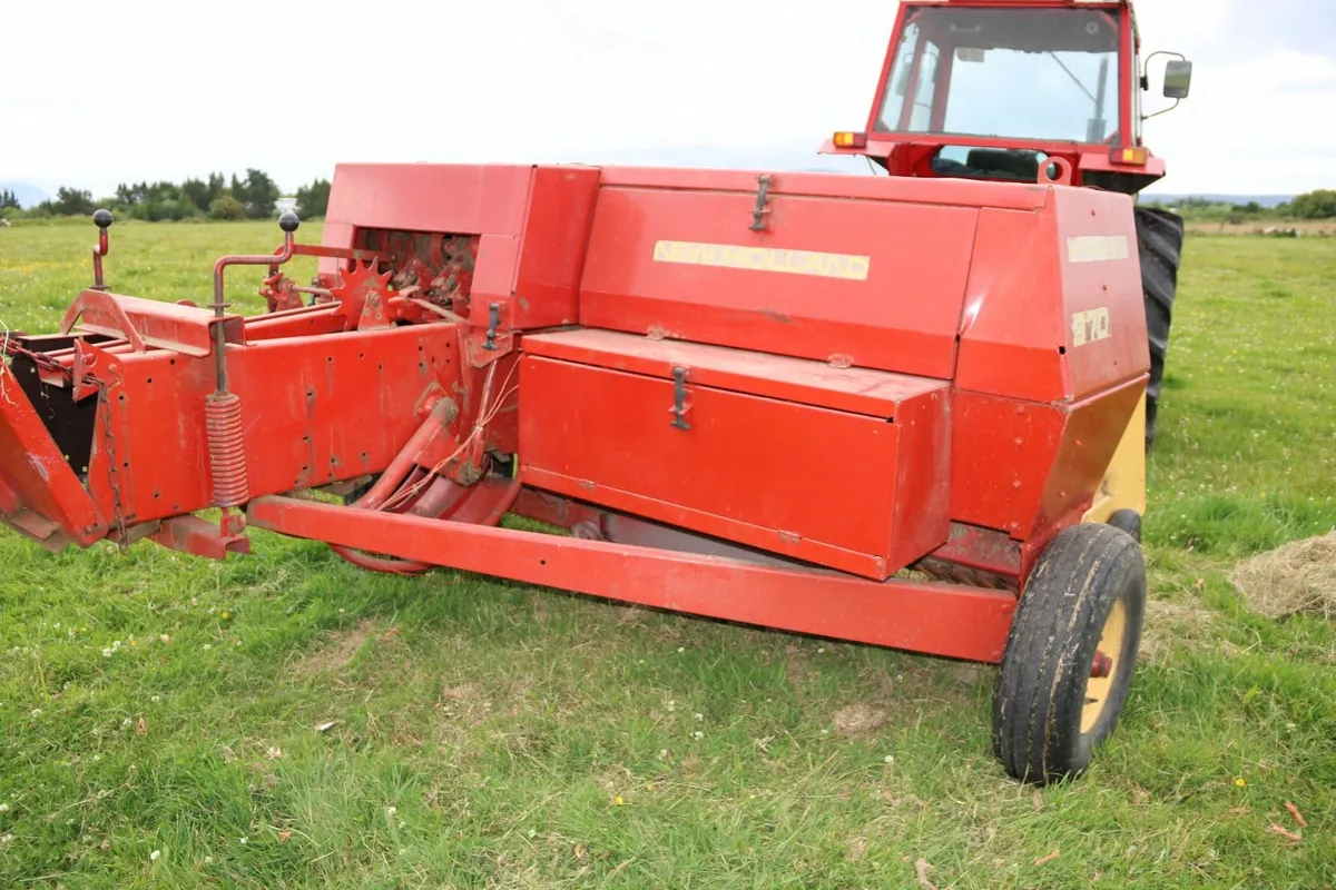 Square Baler - Image 2