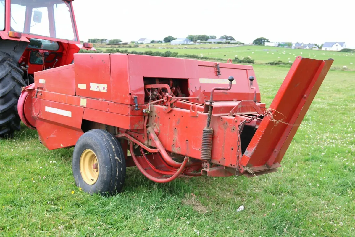 Square Baler - Image 3