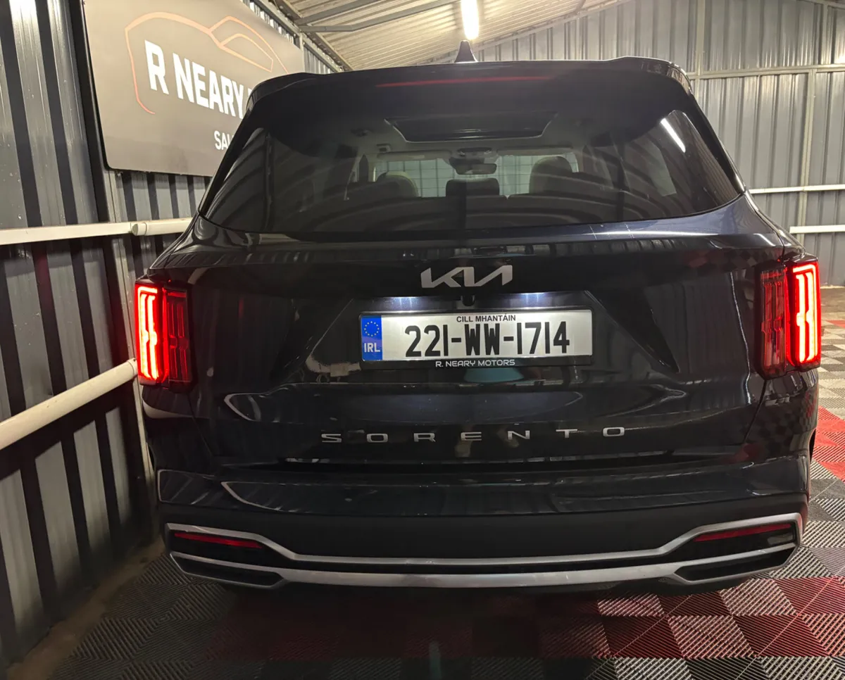 2022 Kia Sorento  K4 7 Seat Automatic 2.2 - Image 2