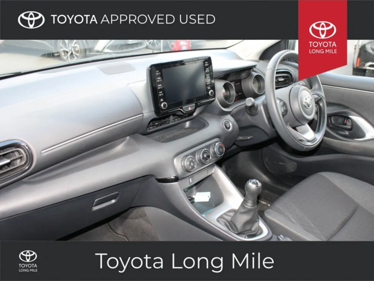 Toyota Yaris 1.0 LUNA 5DR - Image 4
