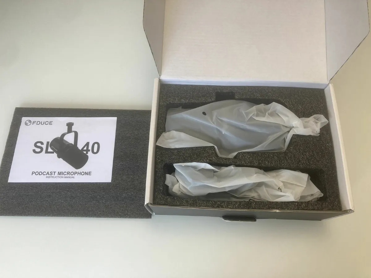 FDUCE SL40 Dynamic Podcast Microphone USB and XLR - Image 2