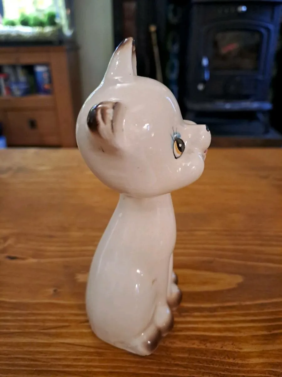 Vintage Saxony cat figurine - Image 4