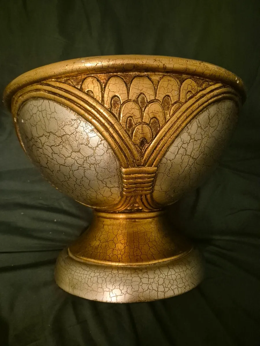 Antique style decorative bowl - Image 1